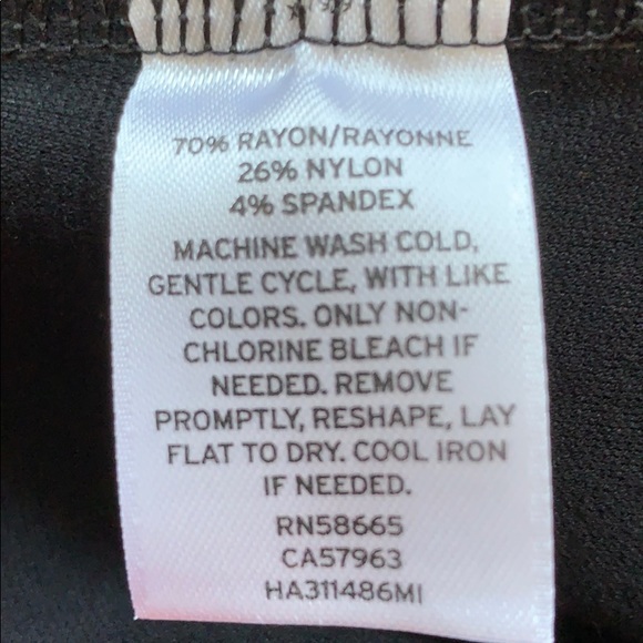 NWT Halogen Pencil skirt w/ Zipper in back.  S 14 - Picture 5 of 6